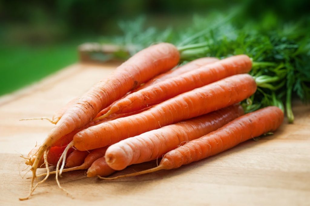 carrots, healthy hair, food for healthy hair